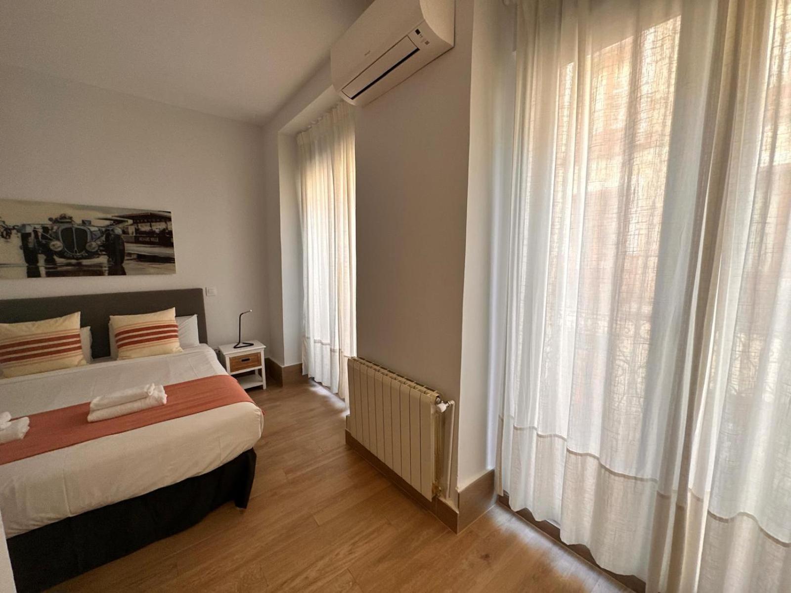 Amazing 3Bd 3Bth With 9 Balconies By Madrid4You Apartments Exterior foto